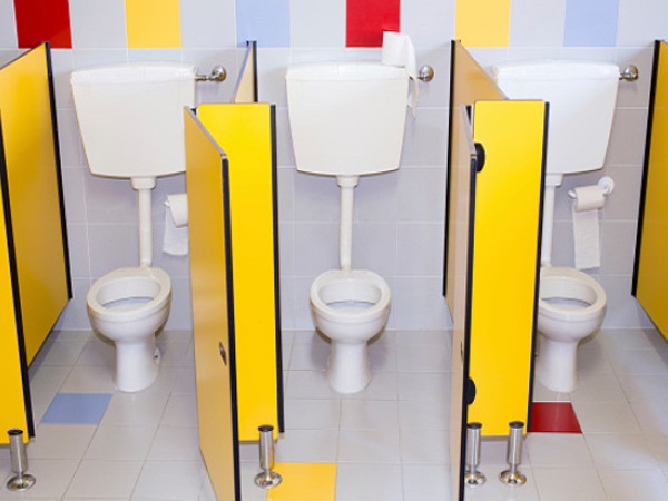Tiêu chuẩn nhà vệ sinh trường mầm non mới nhất - Compact Nguyên Tâm